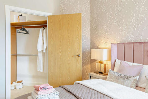Walk in wardrobe